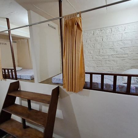 Dormitories/Hosteller, Giftland Homestay ไอซอล ภายนอก รูปภาพ